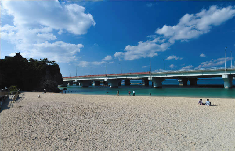 Naminoue Beach