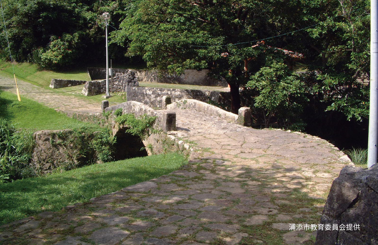 普天間参詣道（当山の石畳道）